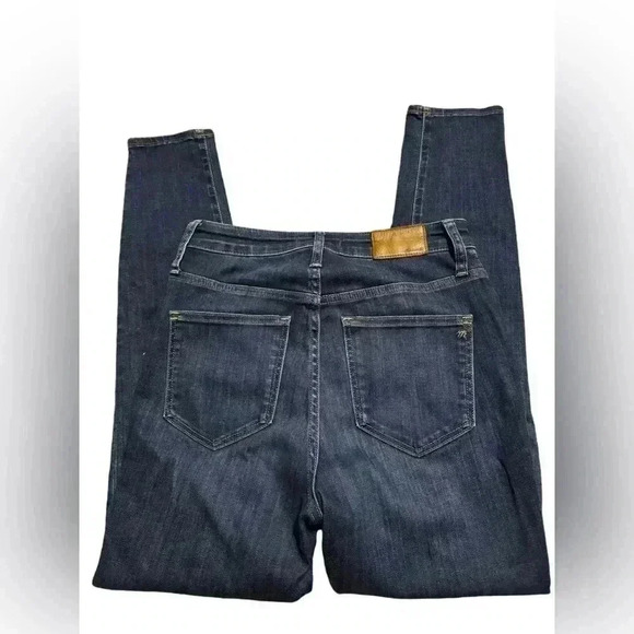 Madewell Curvy High-Rise Skinny Jeans in Sussex Wash: Tencel Denim Edition - Picture 4 of 6